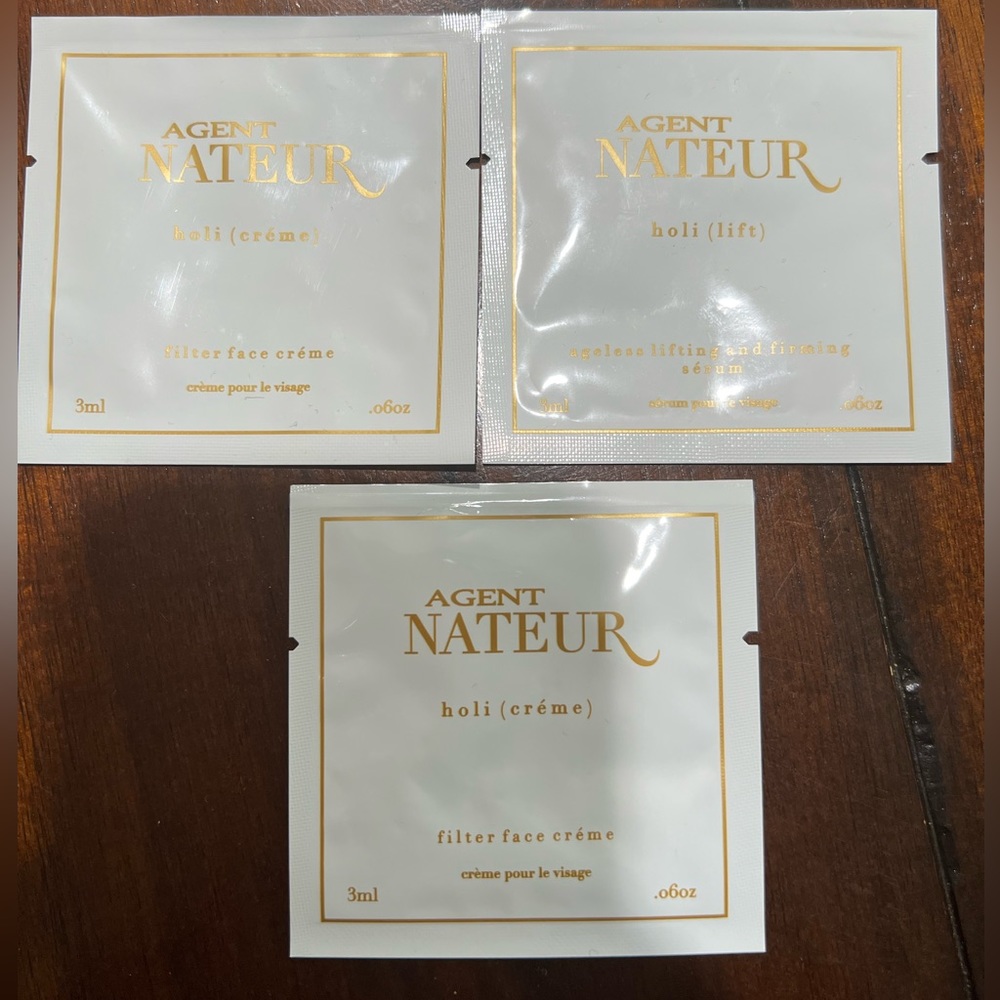 Holi (créme) and Holi (lift) samples